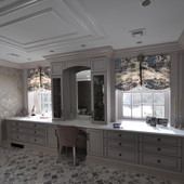 Dressing Room, built-in: lacquer with antiqued "strike in" effect.