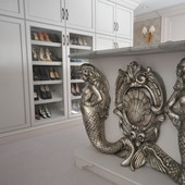 Dressing Room (detail), built-in: full relief plaster with antiqued silver leaf 